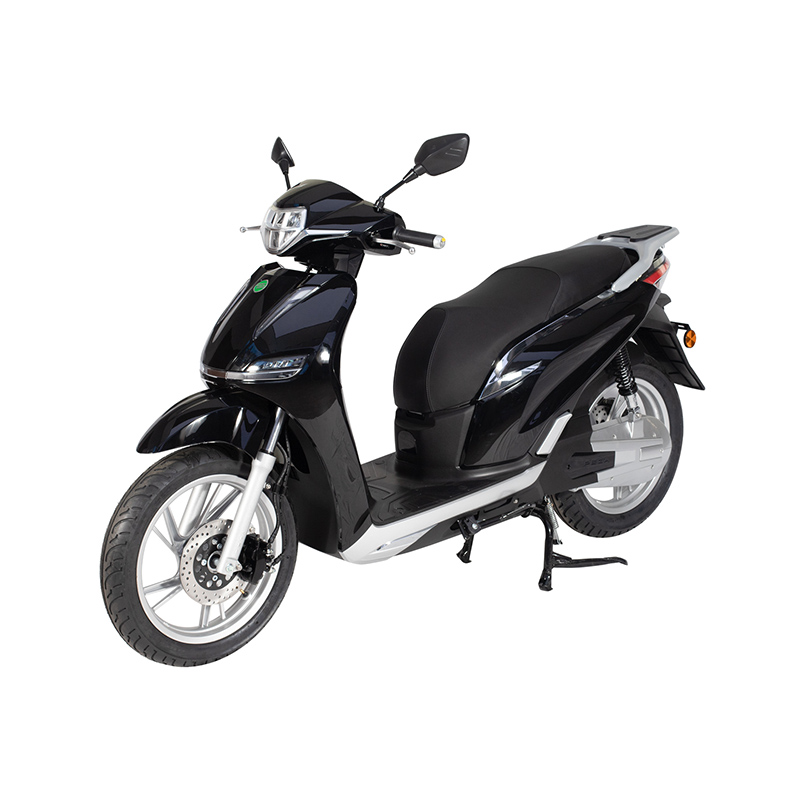 Bagaimana cara menangani sepeda listrik ini dibandingkan dengan e-bike yang hanya menggunakan throttle?